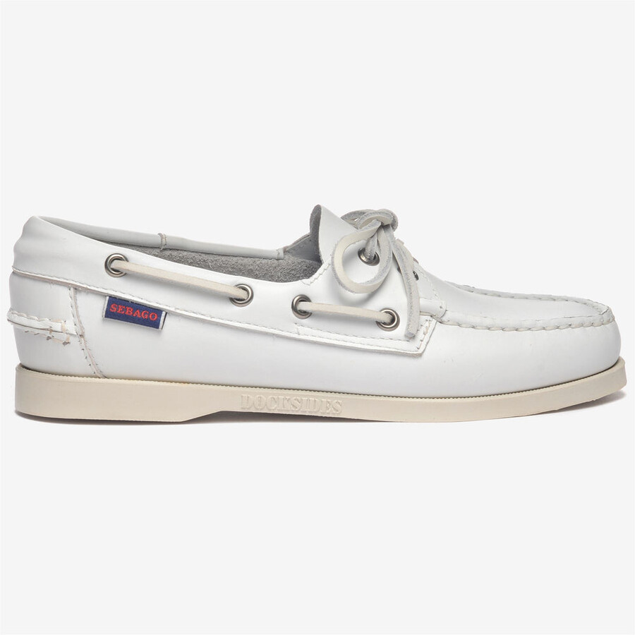 mujer blanca de docksides portland
