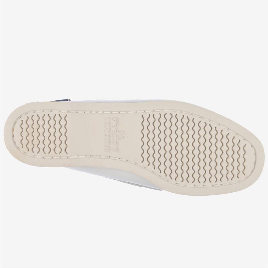 mujer blanca de docksides portland