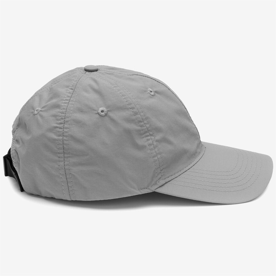 gorra de equipo gris escarcha