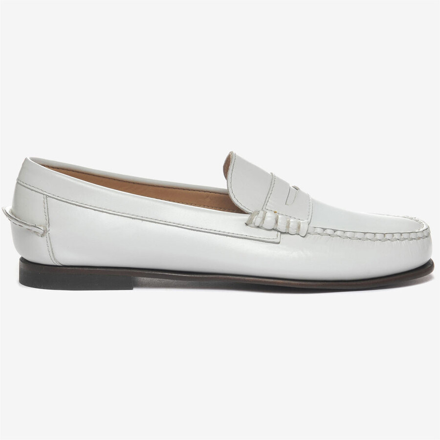 danielle pop mujer blanca