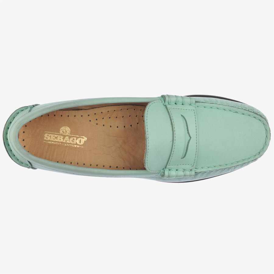 danielle pop mujer agua